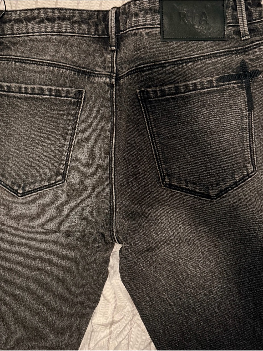 RtA Midnight Ash Black Washed Denim Jeans size 32